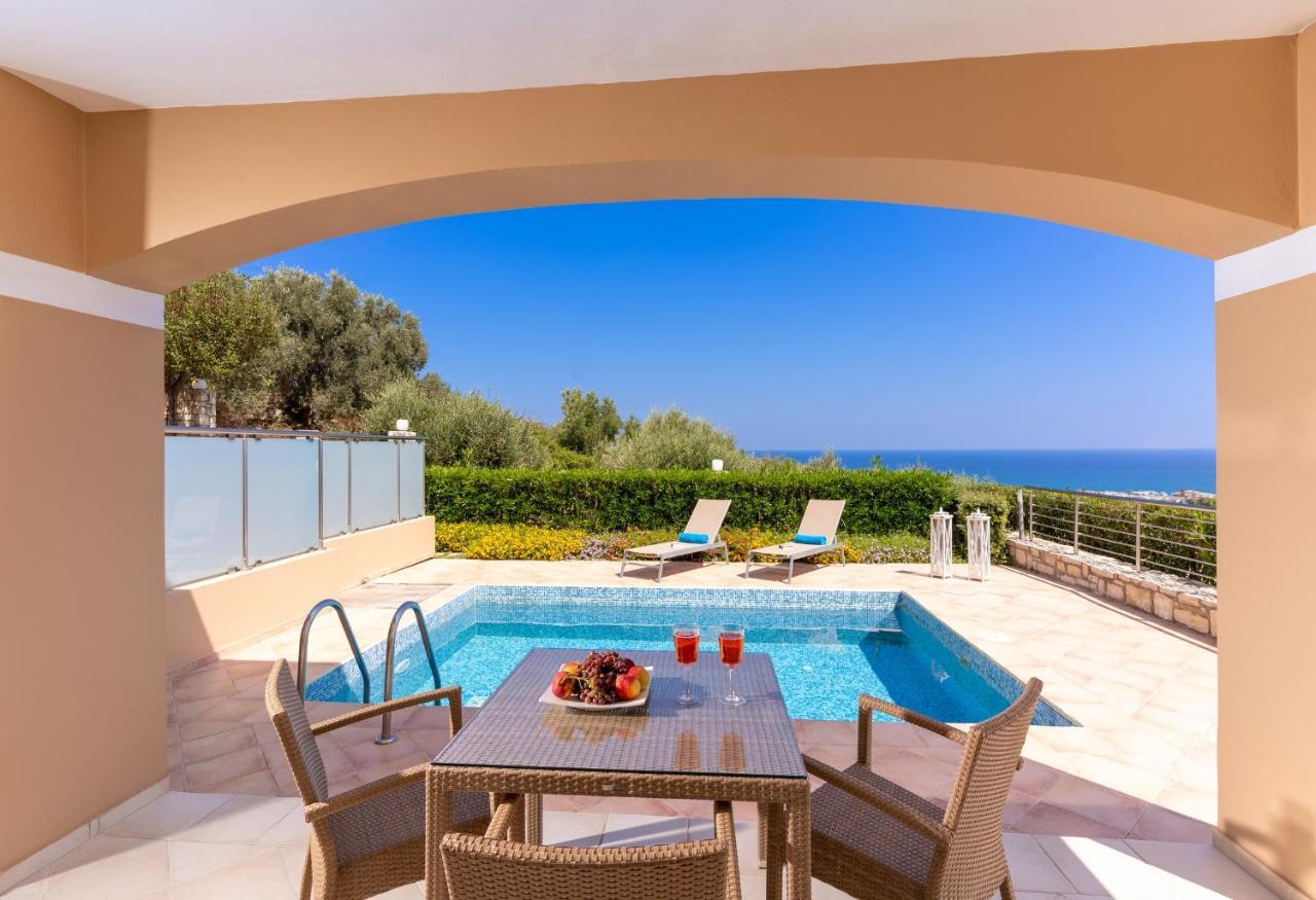 Carme Hotel Adelianos Kampos