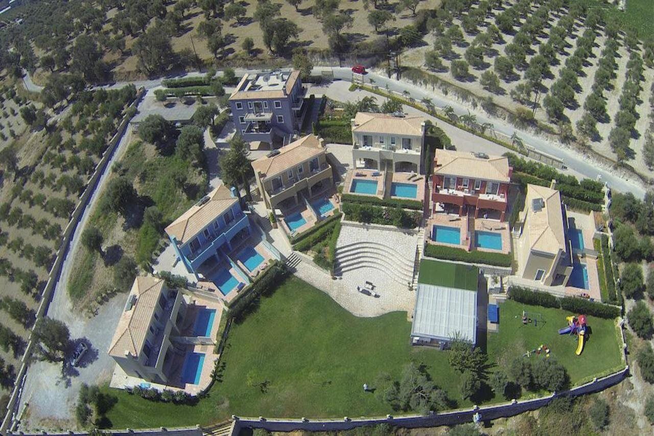 Hotel Carme Adelianos Kampos